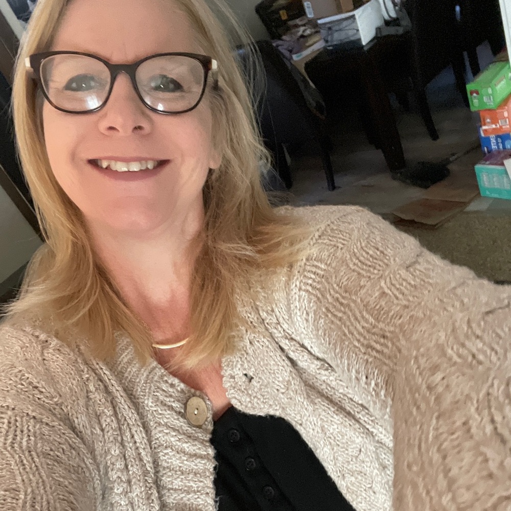 Meet your Posher, Dawn